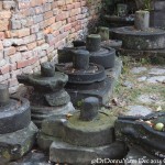 2014.12.15 Bhaktapur 57 Shiva shrines lingams ResizeBy Donna Yates CC BY-NC-SA